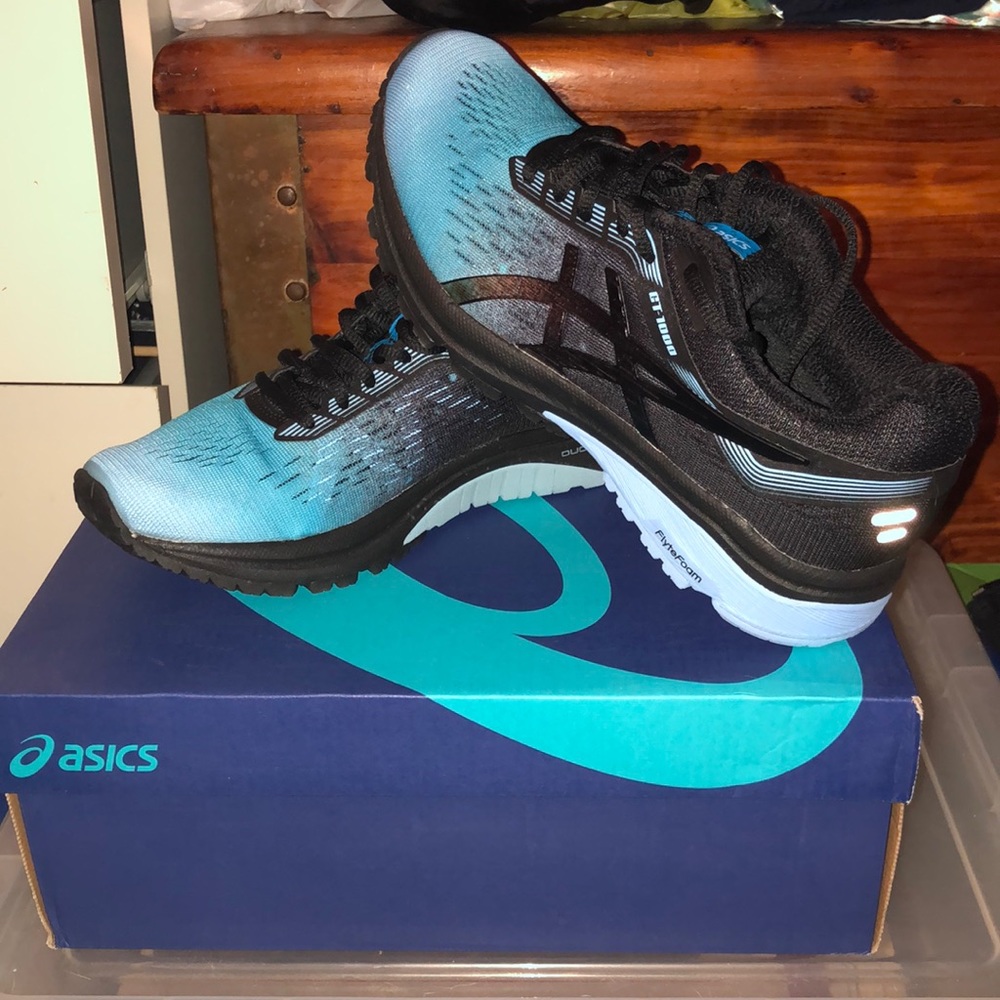 WOMENS Asics GT-1000 Running Sneakers